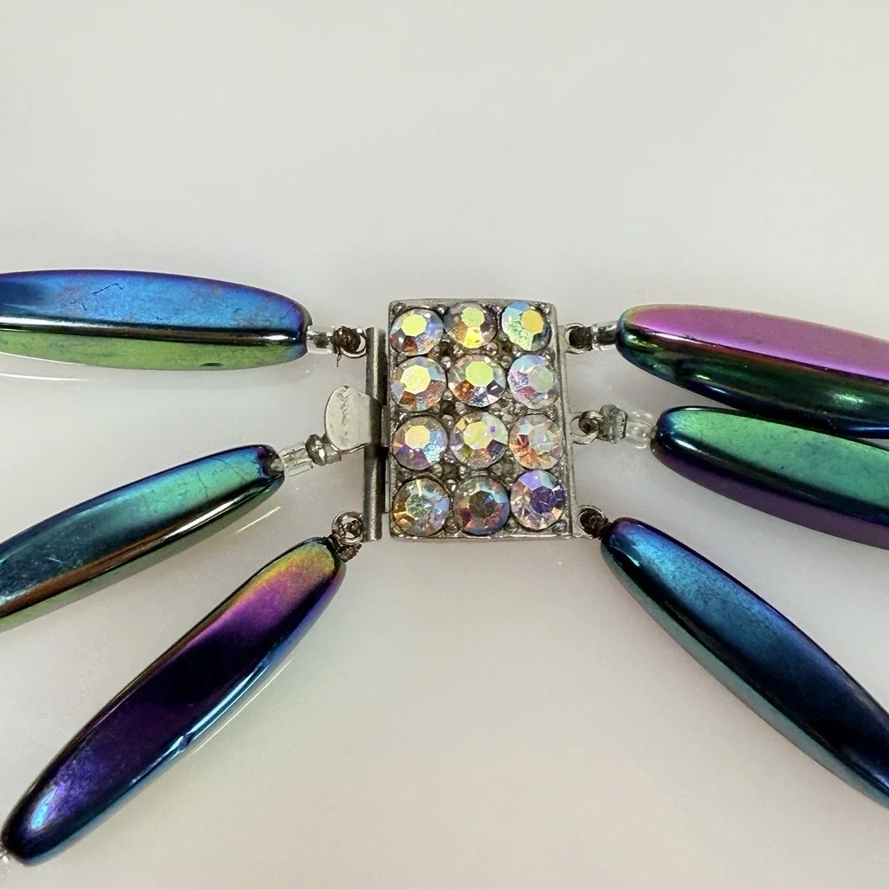 Vintage Triple Strand Necklace Oil Slick Glass & Lavender Lucite Beads 19
